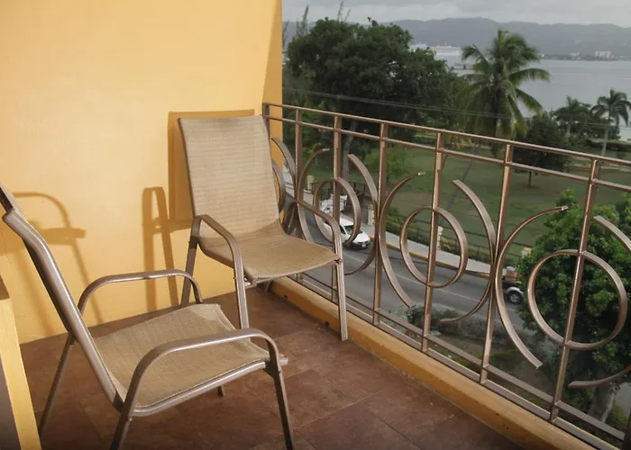 The Wexford 3* Montego Bay